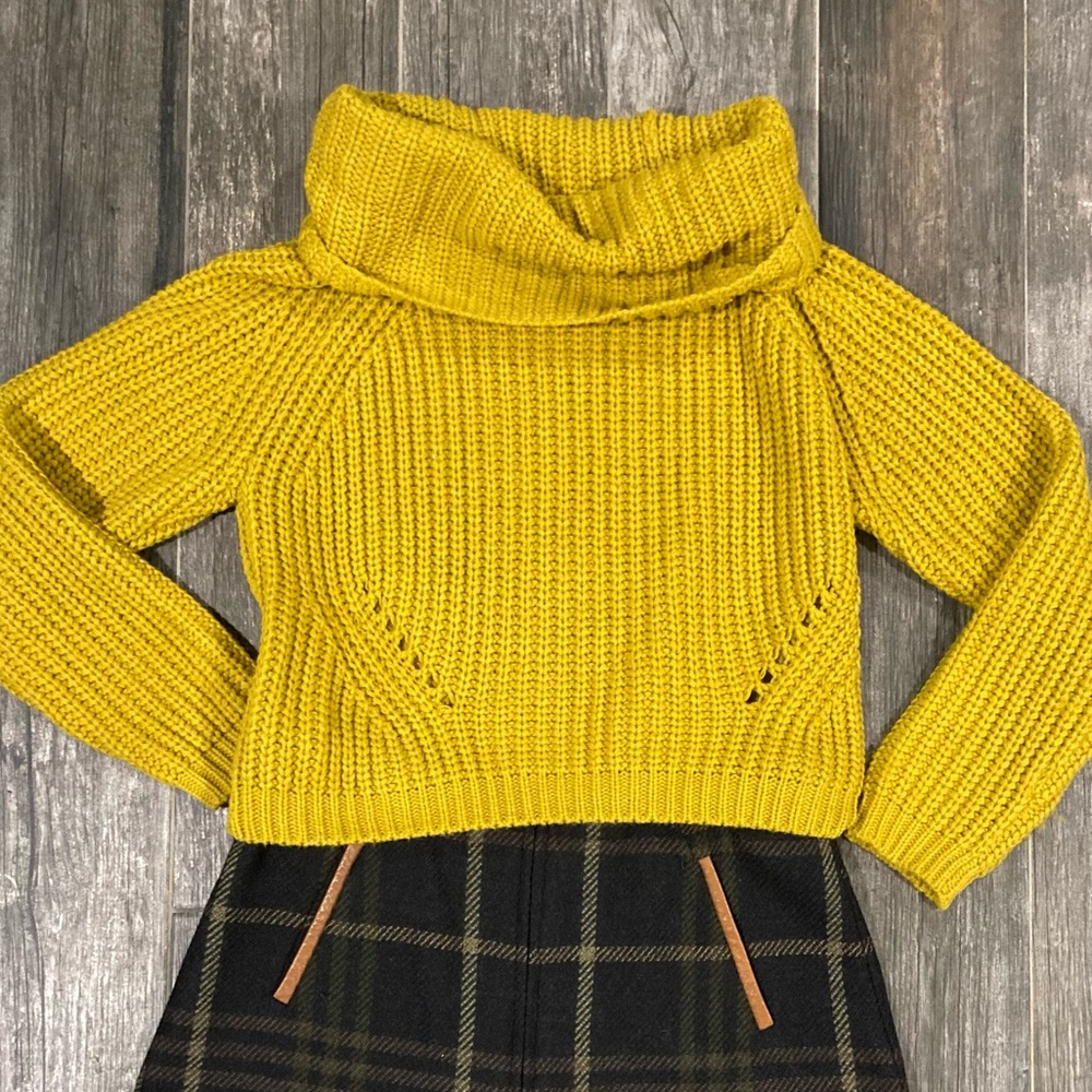 chunky knit cropped cowlneck sweater XS